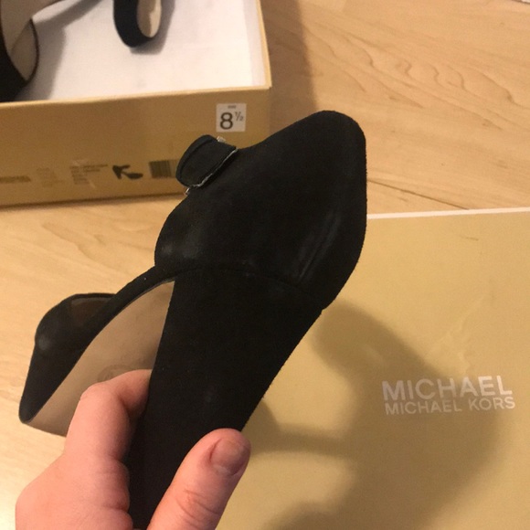 Michael Kors black pumps! With original box! - Picture 5 of 5